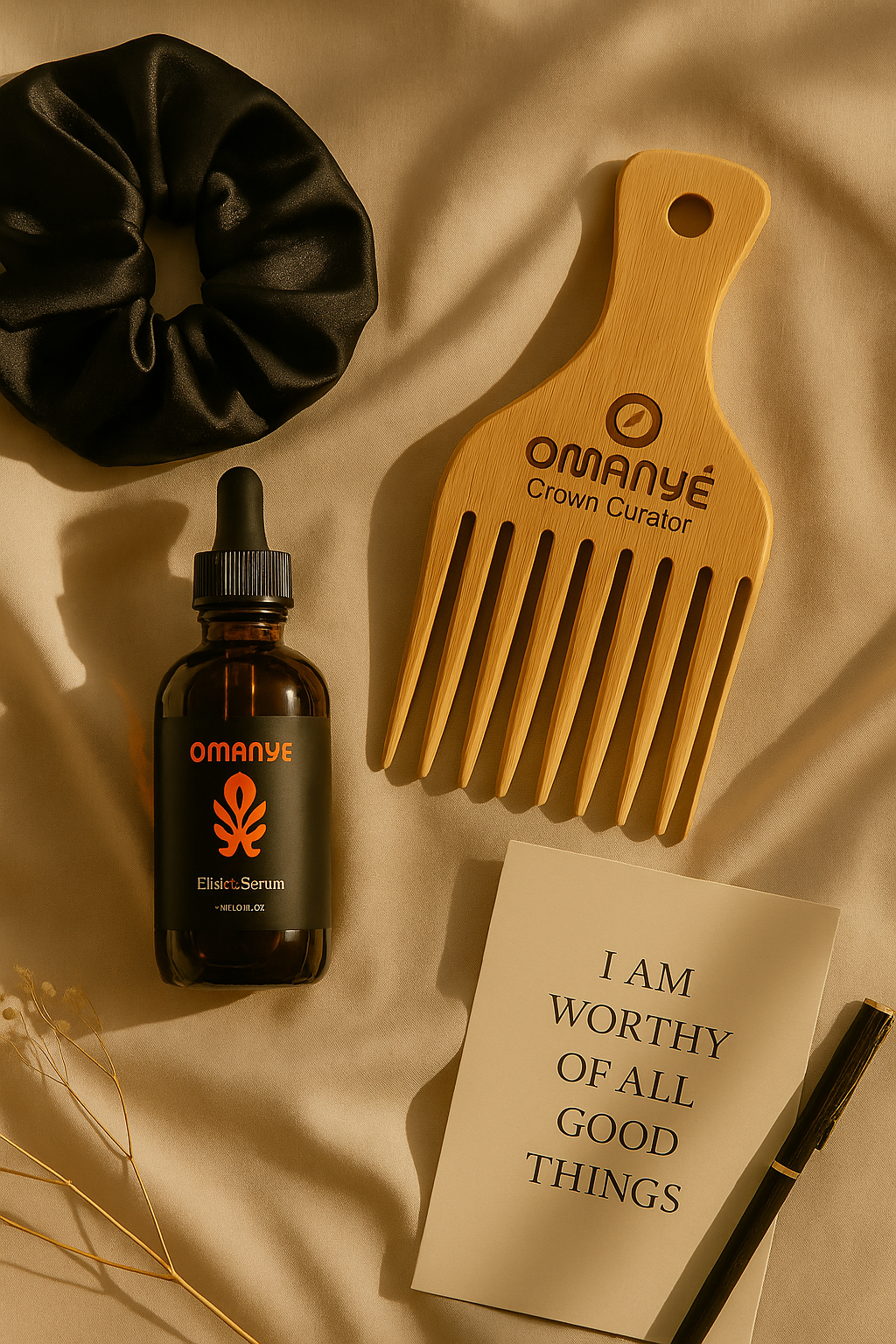 Omanyè Crown Curator-Afro Pick